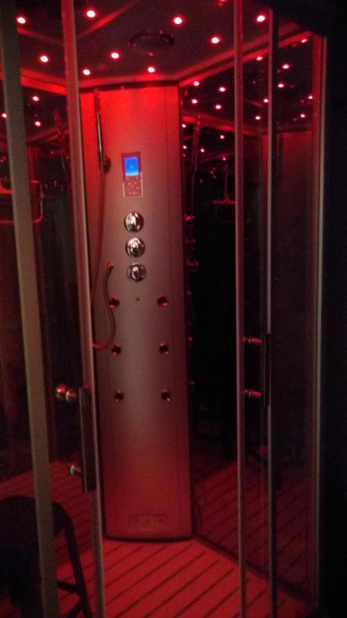 Le Haut Village Chambre D'Hotes Mobi-Loft Cosy Sauna ,Douche ,Chromotherapie Arrest Exterior foto