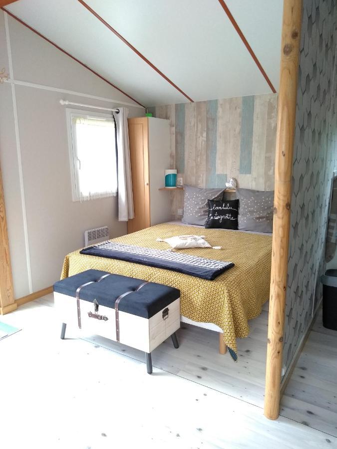 Le Haut Village Chambre D'Hotes Mobi-Loft Cosy Sauna ,Douche ,Chromotherapie Arrest Exterior foto